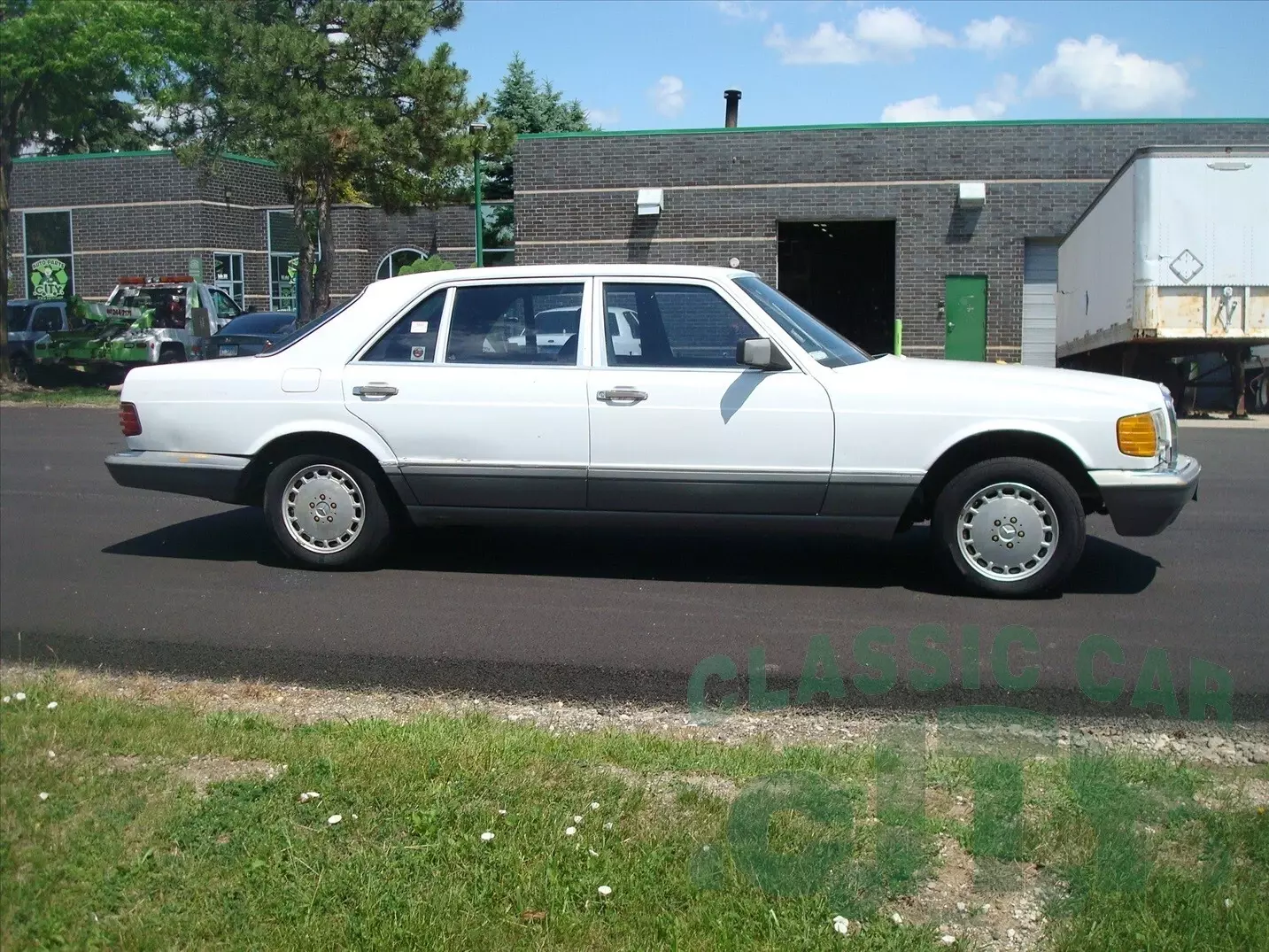 1987 Mercedes-Benz 500-Series WE SHIP ! NEEDS WORK ! - photo 2