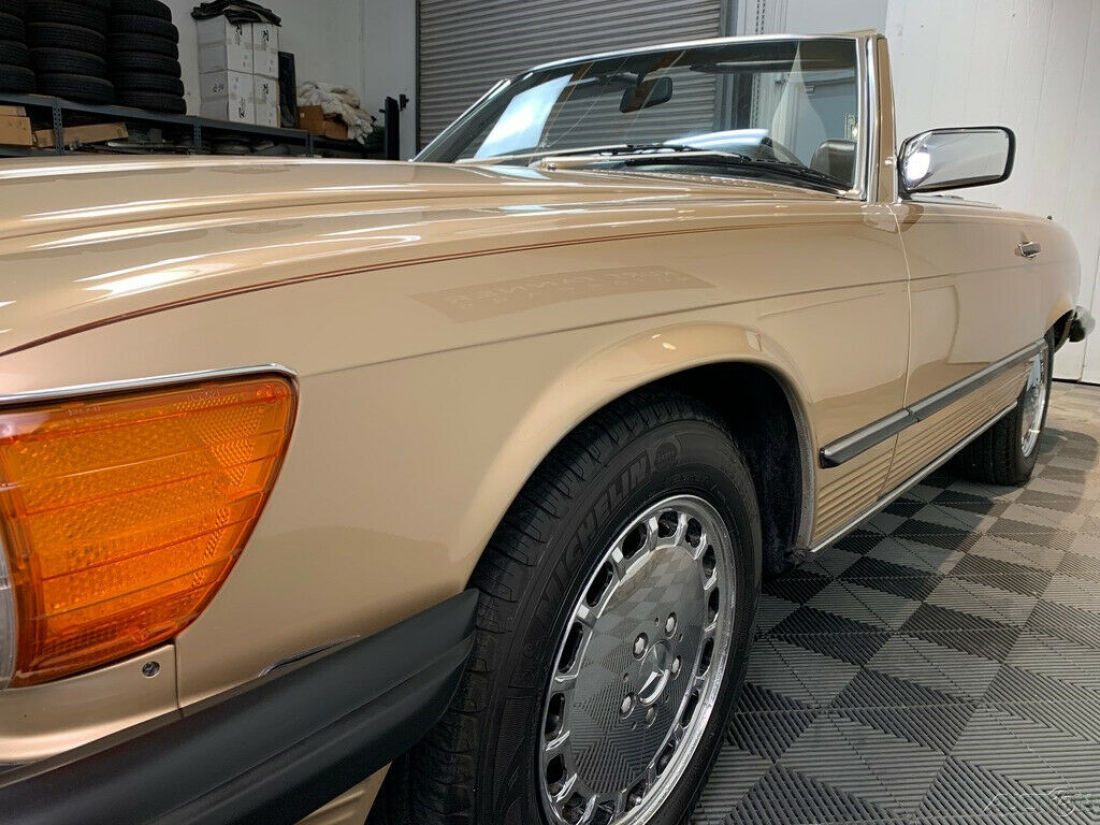 1987 Mercedes-Benz 500-Series 1987 MERCEDES BENZ 560SL. - photo 8