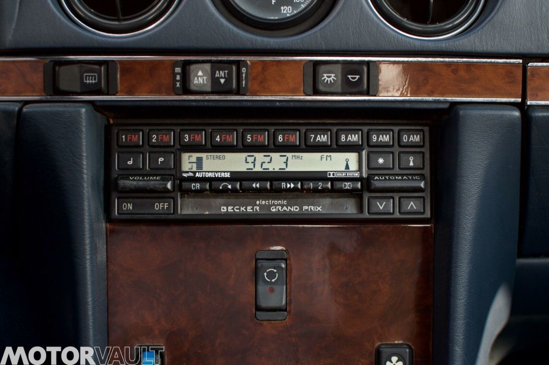 1987 Mercedes-Benz 500-Series 560SL - photo 12