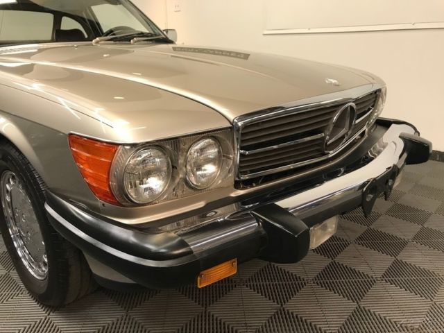 1987 Mercedes-Benz 500-Series CHROME WHEELS. AUTOMATIC, A/C, AIRBAGS, ABS. - photo 9