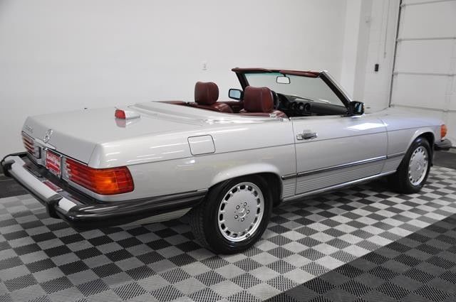 1987 Mercedes-Benz SL-Class 560SL - photo 3