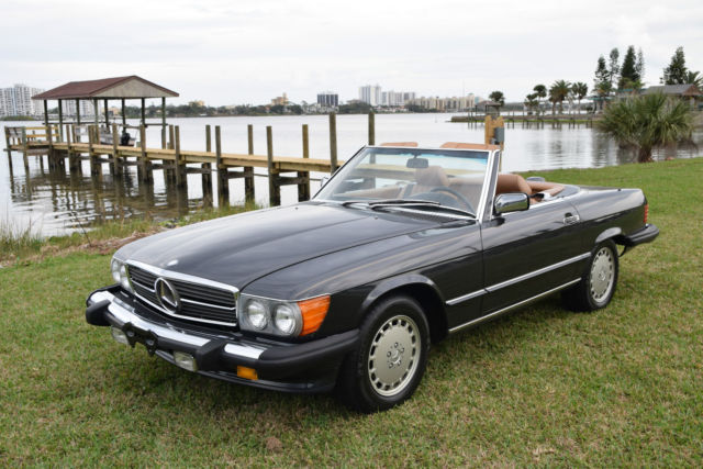 1987 Mercedes Benz 560SL Jan/87 Production Only 27k Miles Pearl Black Metallic 1987 Mercedes-Benz SL-Class Convertible