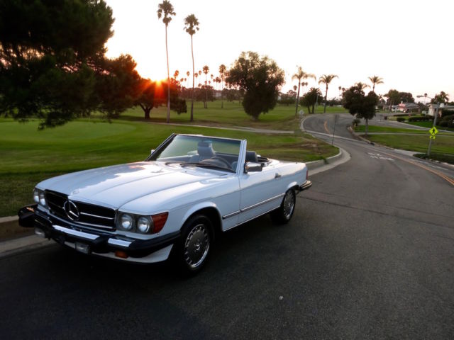 1987 Mercedes Benz 560SL Two-Top Roadster Immaculate Survivor Low Miles Rare 1987 Mercedes-Benz SL-Class Two-Top Rare Survivor