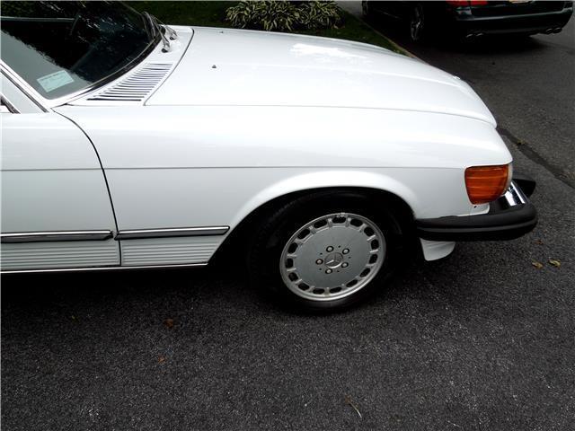 1987 Mercedes-Benz 500-Series well cared for - running and driving great - photo 13