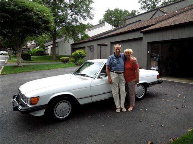 1987 Mercedes-Benz 500-Series well cared for - running and driving great - photo 2