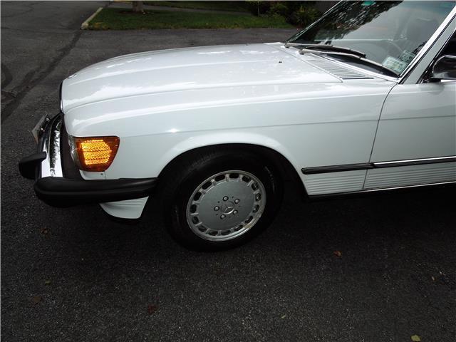 1987 Mercedes-Benz 500-Series well cared for - running and driving great - photo 6