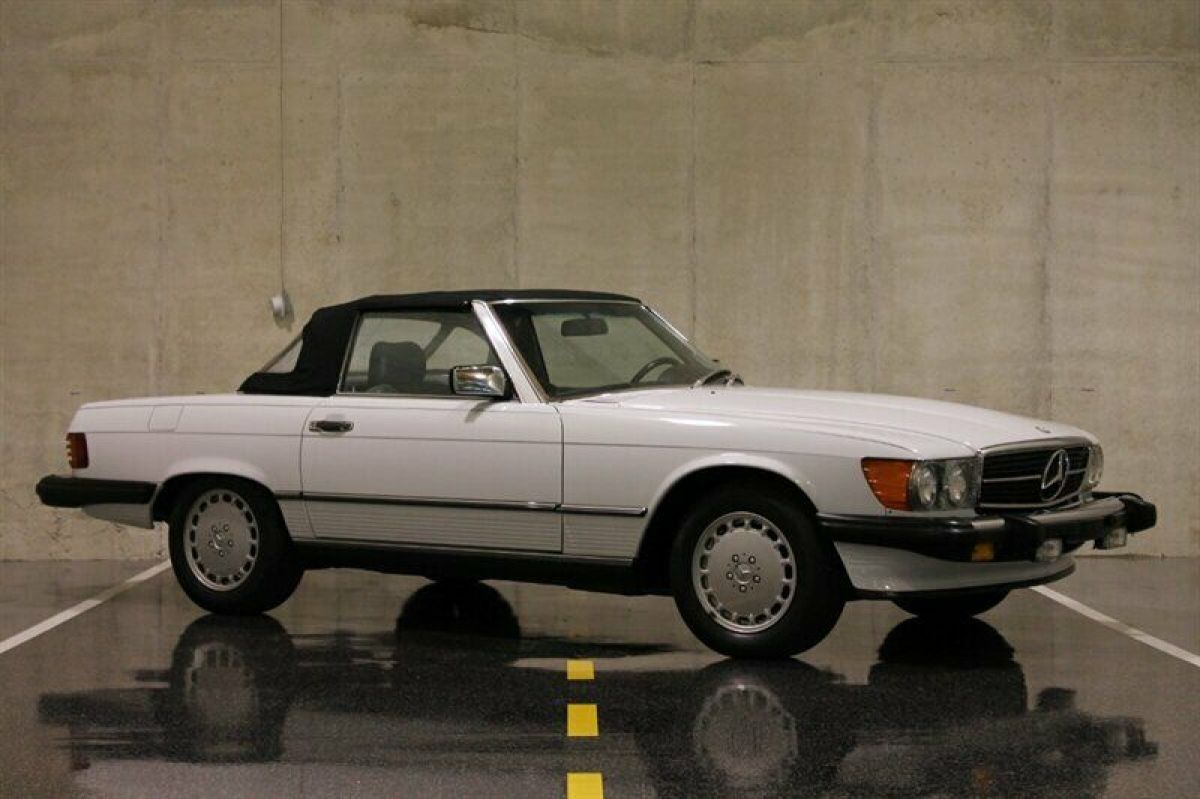 1987 Mercedes-Benz SL-Class 560-Class 560 SL 38000 Miles White 5L NA V8 single 1987 Mercedes-Benz SL-Class 560-Class 560 SL