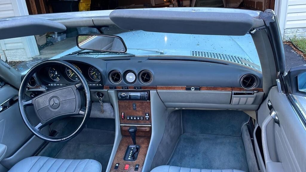 1987 Mercedes-Benz SL-Class 560 SL Convertible Roadster Hardtop - photo 10