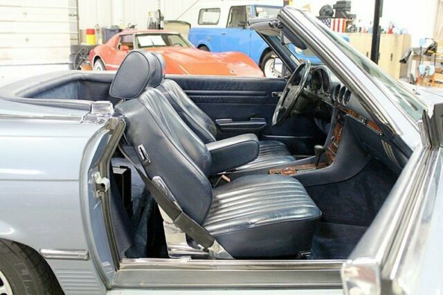 1987 Mercedes-Benz SL560 Convertible - photo 12