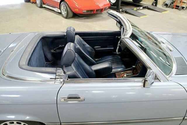 1987 Mercedes-Benz SL560 Convertible - photo 9