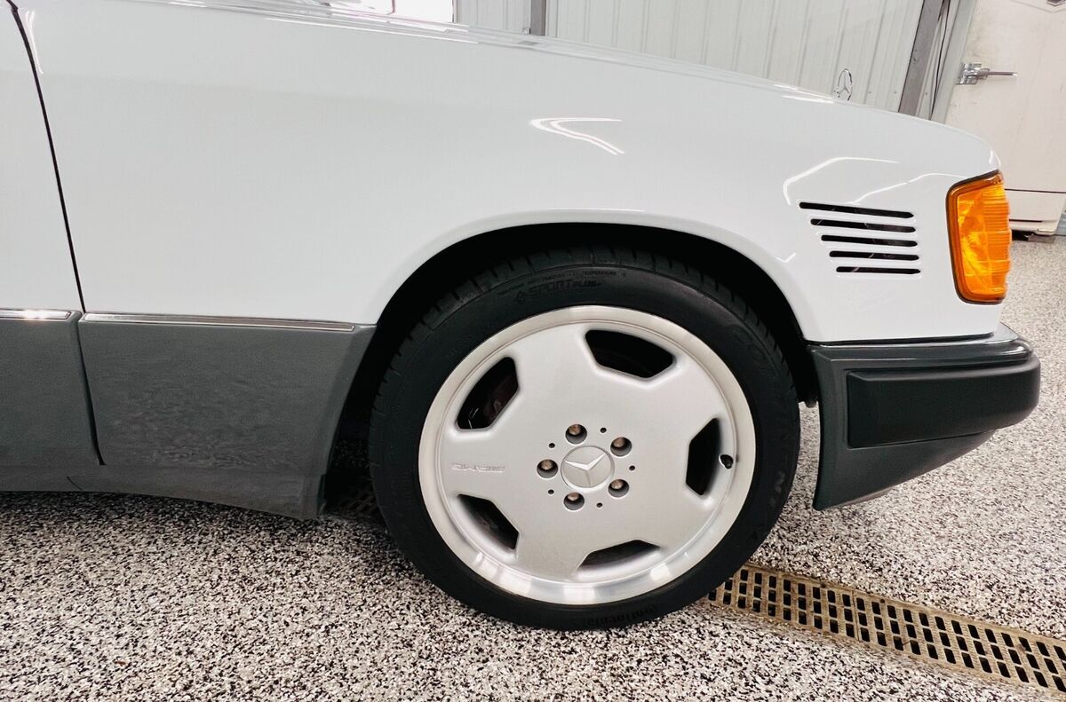 1987 Mercedes-Benz 300-Series - photo 6