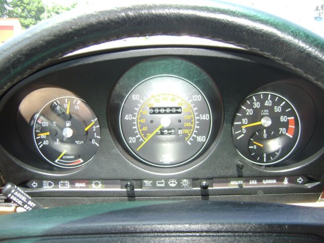 1987 Mercedes-Benz SL-Class Base Convertible 2-Door - photo 5
