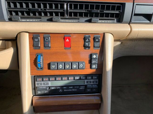 1987 Mercedes-Benz 400-Series - photo 7