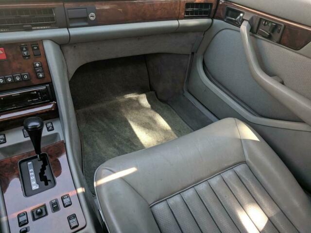 1987 Mercedes-Benz 500-Series Leather - photo 10