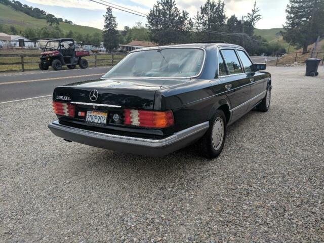 1987 Mercedes-Benz 500-Series Leather - photo 4