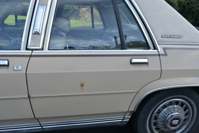 1987 Mercury Grand Marquis LS Sedan 4-Door - photo 6