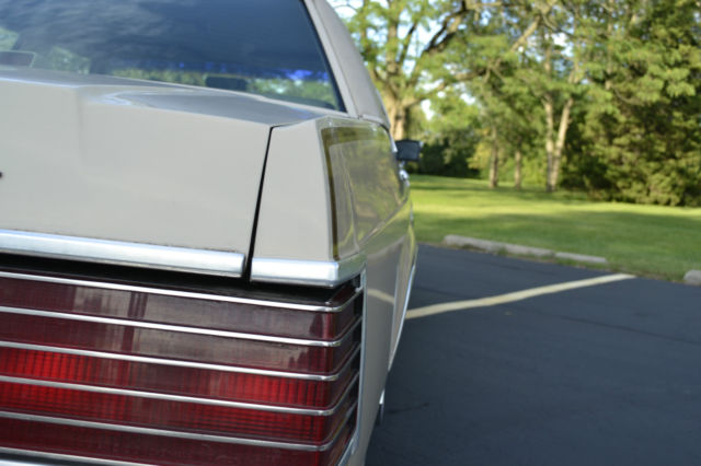 1987 Mercury Grand Marquis LS Sedan 4-Door - photo 6