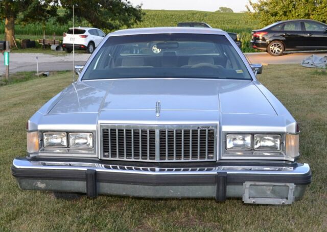 1987 Mercury Grand Marquis - photo 2