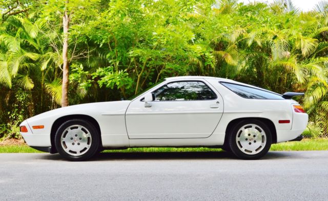 1987 Porsche 928 - photo 2