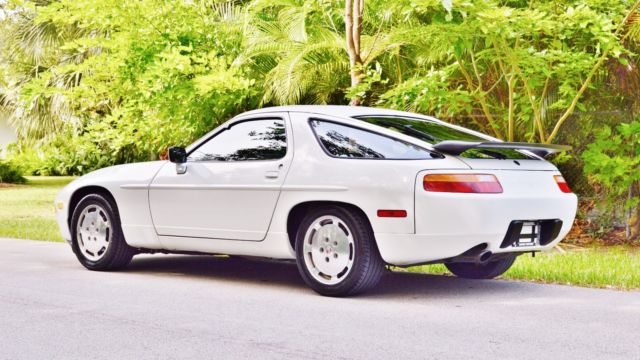1987 Porsche 928 - photo 3