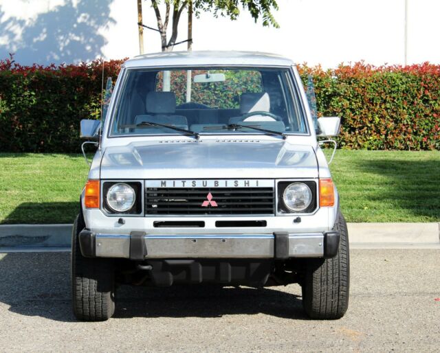 1987 Mitsubishi Montero Sport 4x4, 100% Rust Free (310) 259-5383 - photo 3
