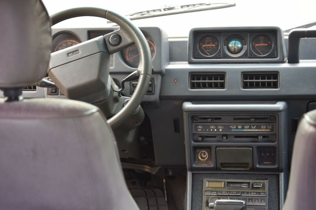 1987 Mitsubishi Montero - photo 9