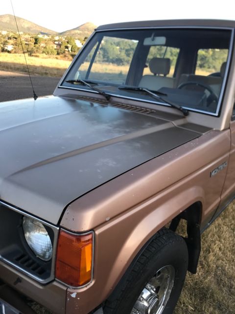 1987 Mitsubishi Montero Sport Sport Utility 2-Door - photo 9