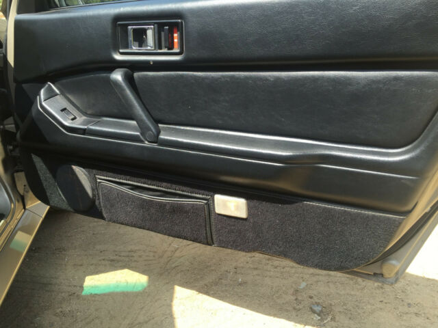 1987 Mitsubishi Starion - photo 10
