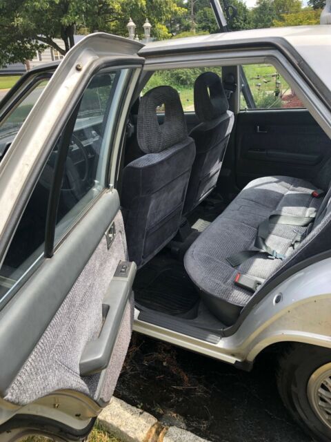 1987 Mitsubishi Tredia - photo 6