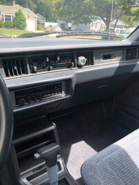 1987 Mitsubishi Tredia - photo 8