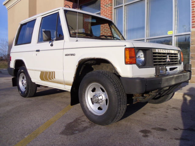 1987 Mitsubishi Montero - photo 4