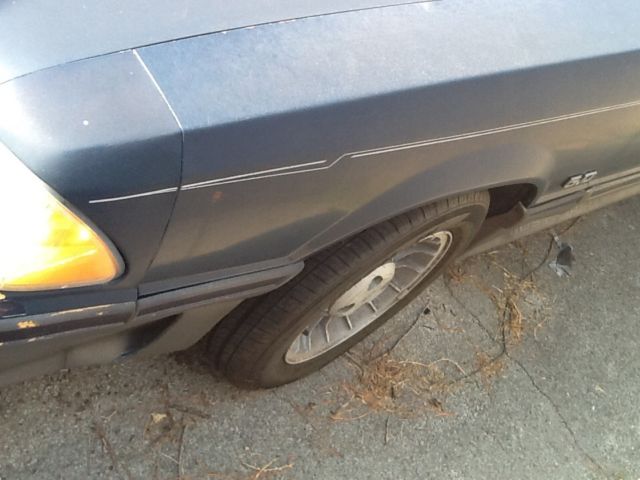 1987 Ford Mustang GT - photo 8