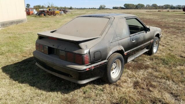 1987 Ford Mustang - photo 4