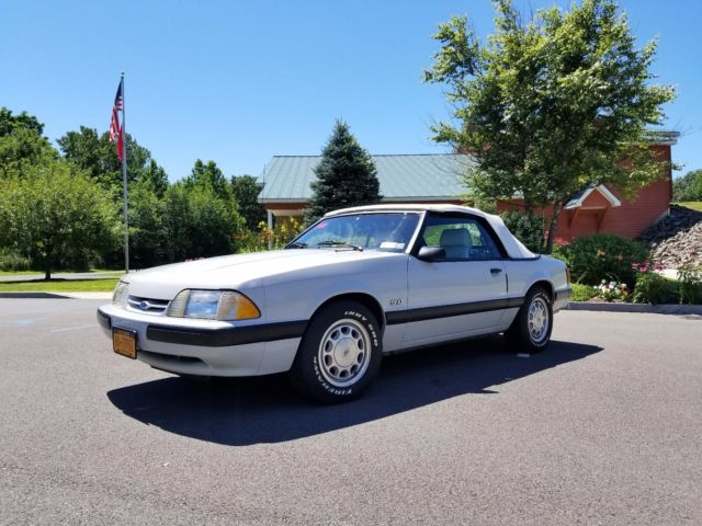1987 Ford Mustang LX - photo 2