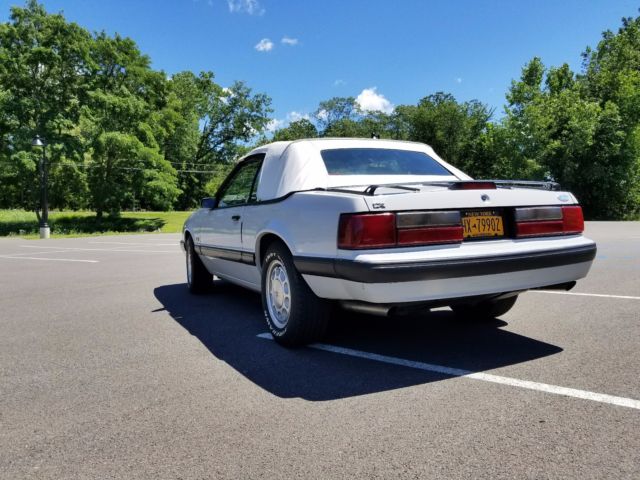 1987 Ford Mustang LX - photo 7