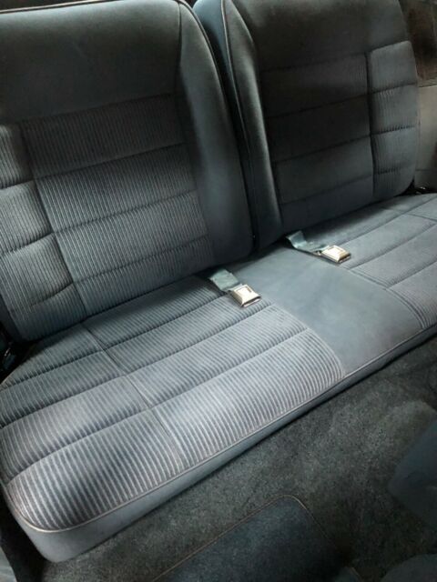 1987 Ford Mustang LX - photo 2