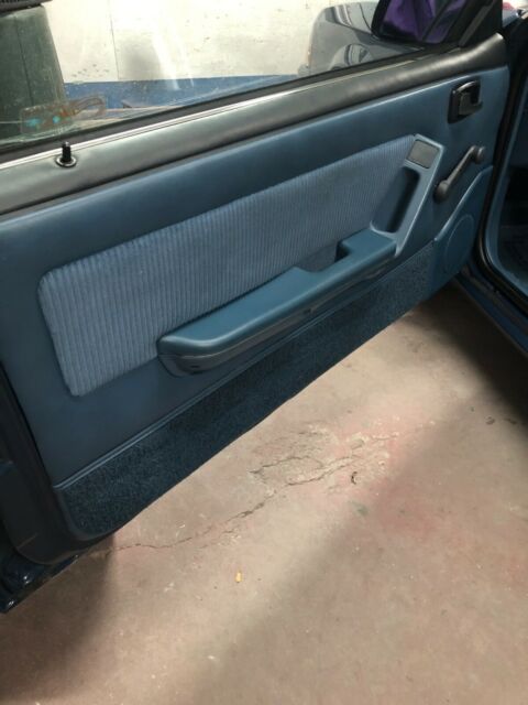 1987 Ford Mustang LX - photo 3