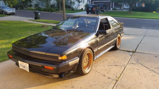 1987 Nissan 200SX SE