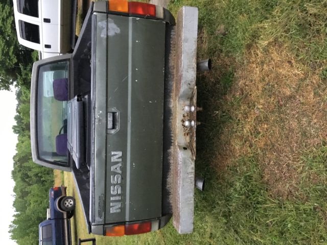 1987 Nissan D21 Base Standard Cab Pickup 2-Door - photo 4