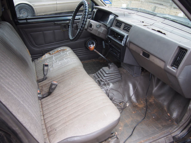 1987 Nissan Other Pickups - photo 7