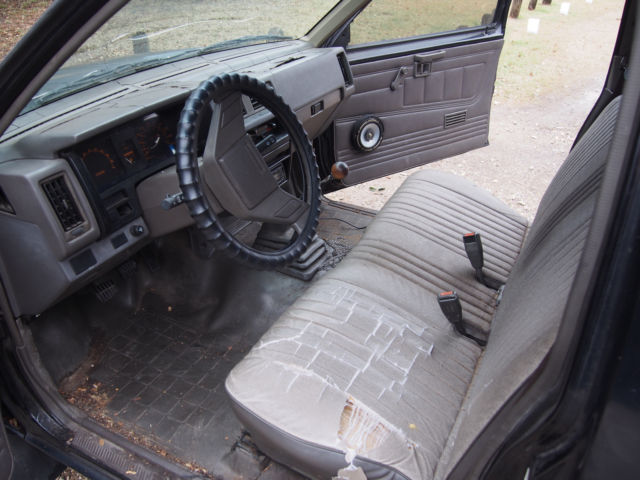 1987 Nissan Other Pickups - photo 8