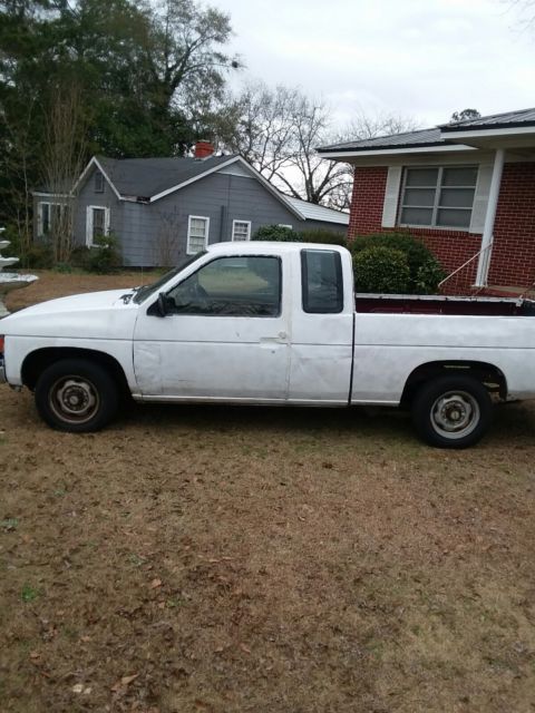 1987 Nissan Other Pickups SE