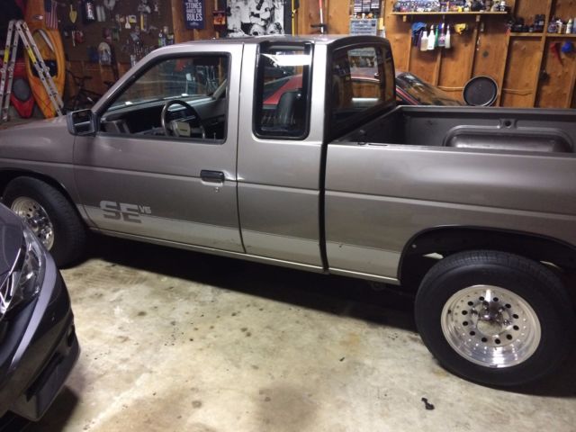 1987 Nissan Other Pickups SE - photo 3