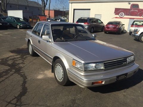 1987 Nissan Maxima