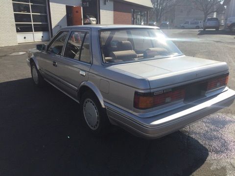 1987 Nissan Maxima - photo 3