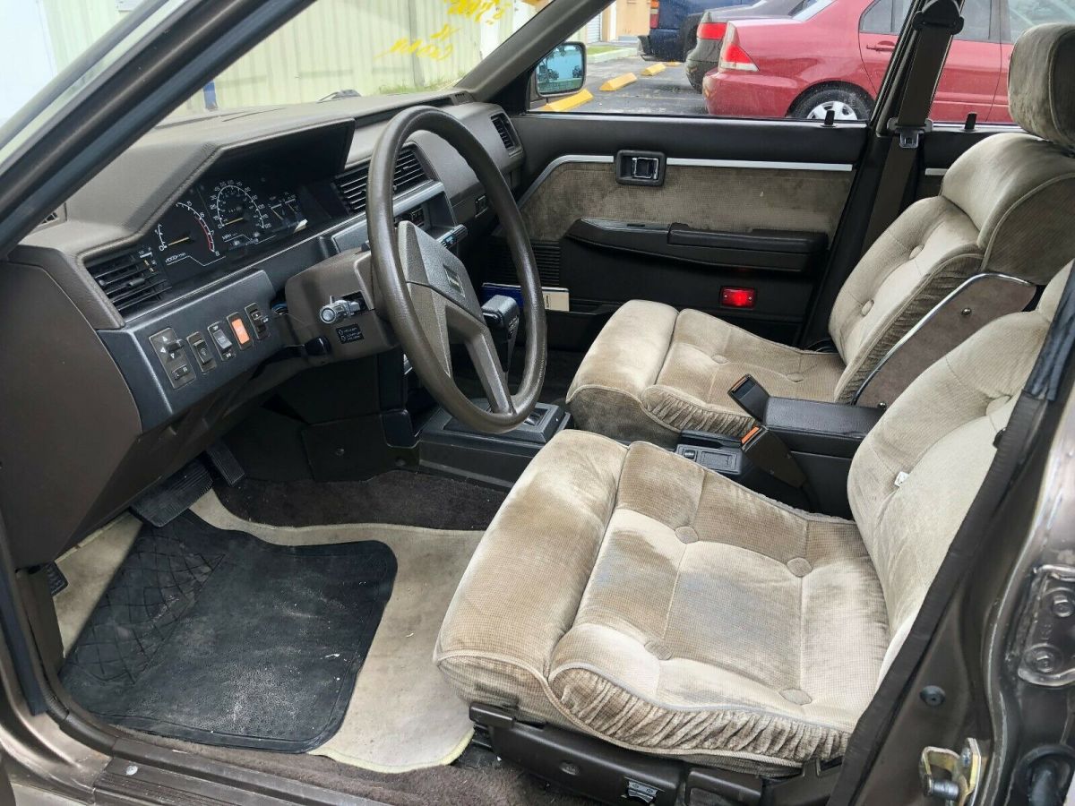 1987 Nissan Maxima glx - photo 9