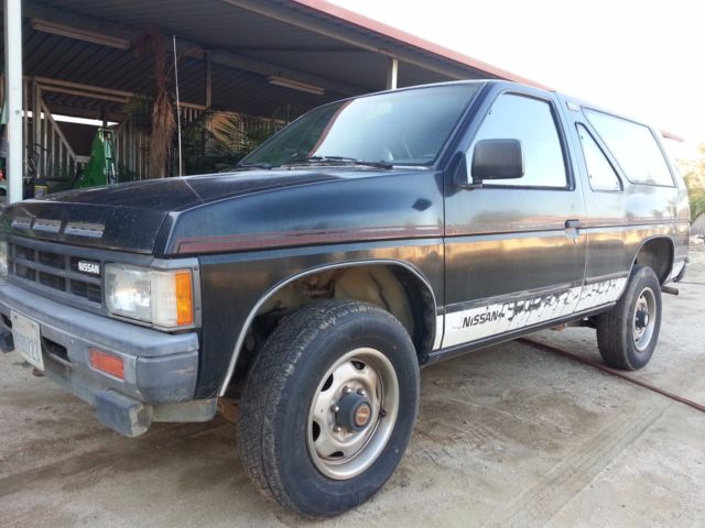 1987 Nissan Pathfinder