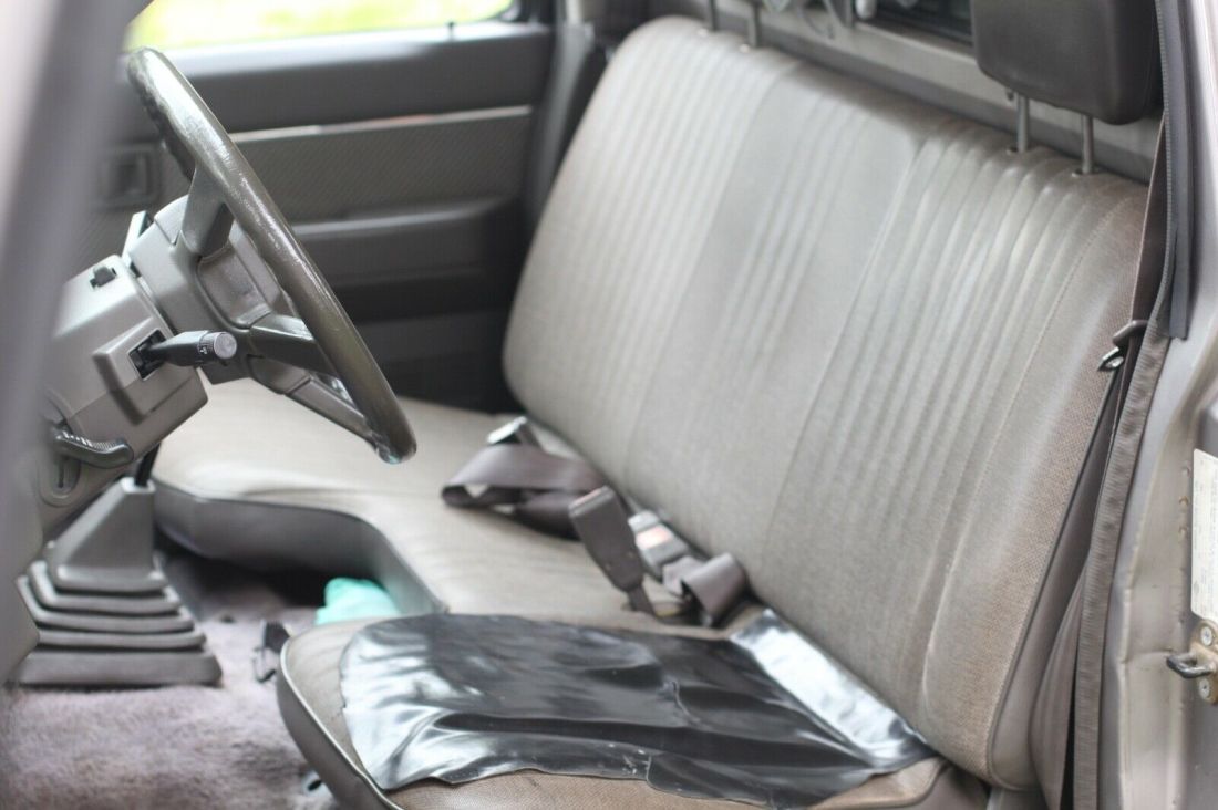 1987 Nissan Other Pickups SHORT BED - photo 6