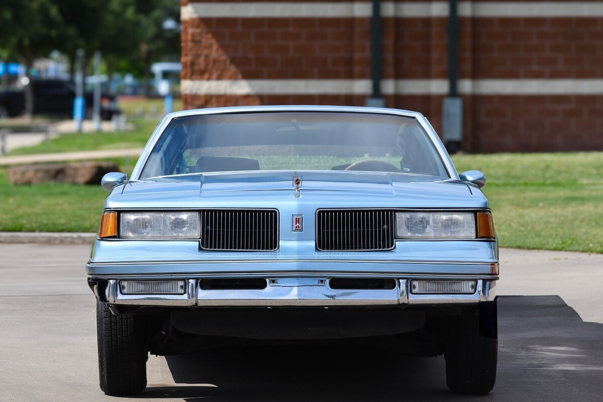 1987 Oldsmobile Cutlass - photo 2