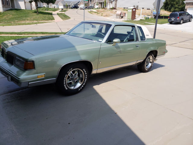 1987 Oldsmobile Cutlass BROUGHAM - photo 3
